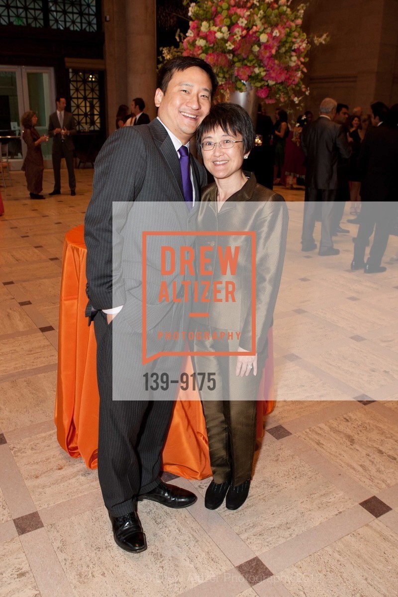 Frank Wu, Carol Izumi, ASIAN ART CONTEMPORARY GALA: Phantoms of Asla Gala, US, May 16th, 2012, Photo #139-9175 Frank Wu, Carol Izumi, Photo #139-9175