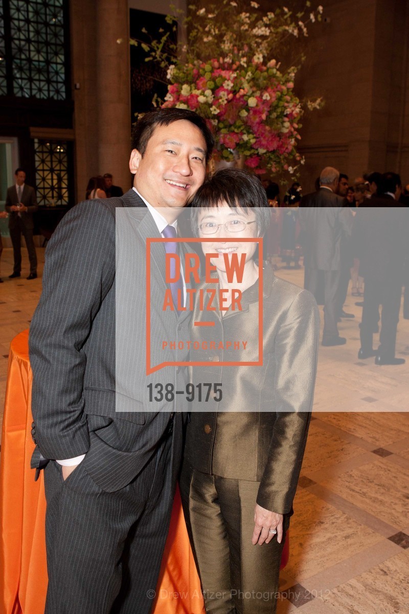 Frank Wu, Carol Izumi, ASIAN ART CONTEMPORARY GALA: Phantoms of Asla Gala, US, May 16th, 2012, Photo #138-9175 Frank Wu, Carol Izumi, Photo #138-9175