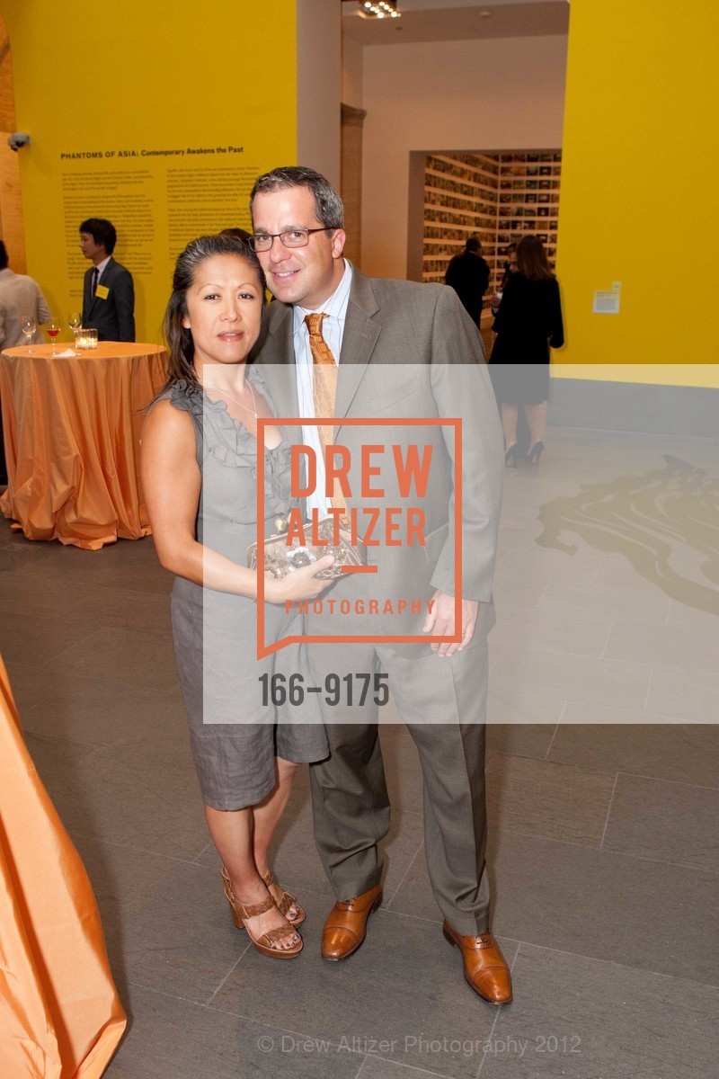Naomi Shalowitz, John Shalowitz, ASIAN ART CONTEMPORARY GALA: Phantoms of Asla Gala, US, May 16th, 2012, Photo #166-9175 Naomi Shalowitz, John Shalowitz, Photo #166-9175