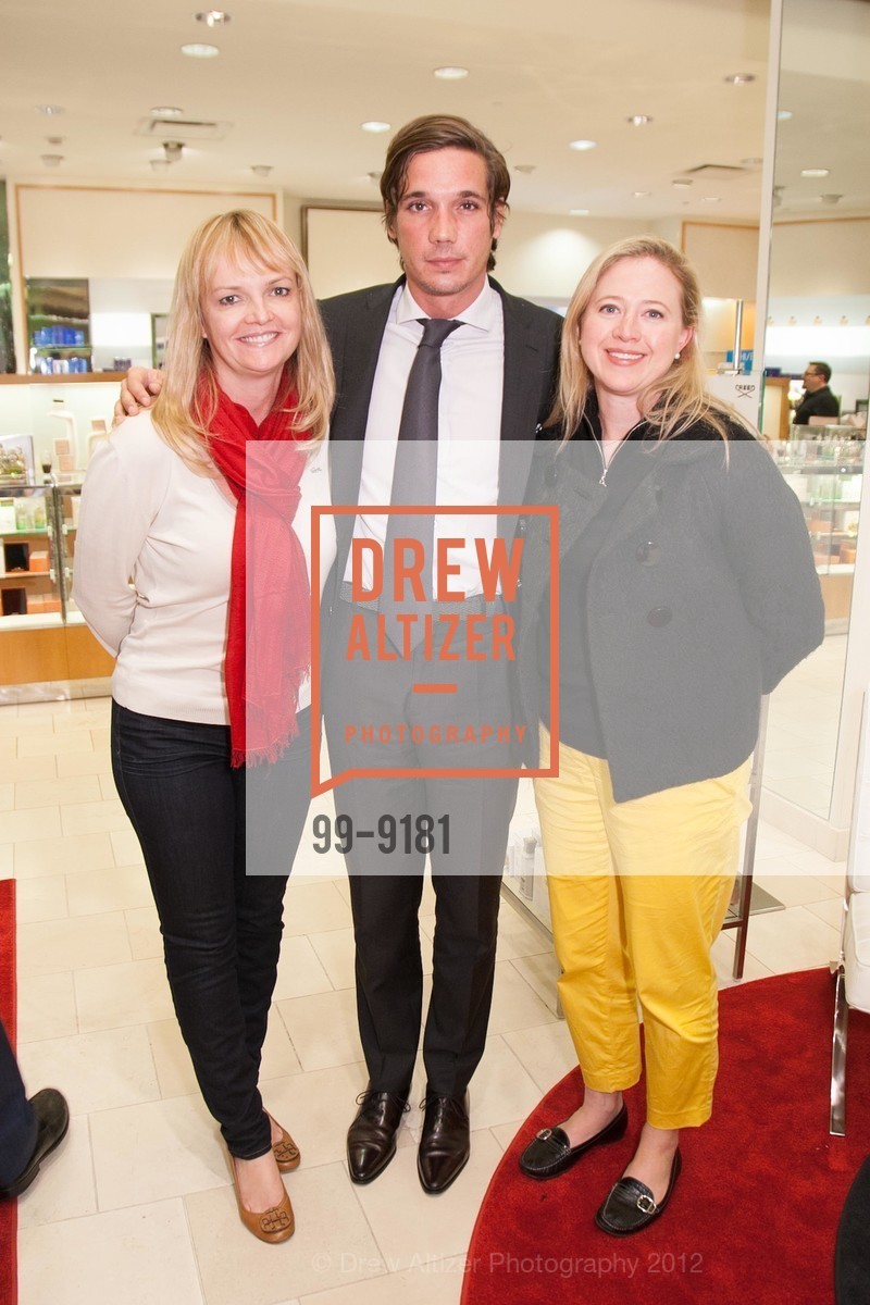 Sarah Lewis, Erwin Creed, Ashley Fitzgerald, Erwin Creed Makes Personal Appearance at NEIMAN MARCUS, US, November 17th, 2012, Photo #99-9181 Sarah Lewis, Erwin Creed, Ashley Fitzgerald, Photo #99-9181