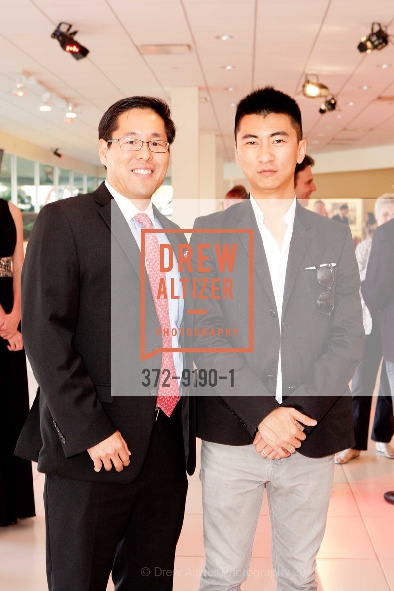 Bob Salk, Thomas Liu, Palo Alto FERRARI Event with LUCA DI MONTEZEMOLO, US, April 24th, 2012, Photo #372-9190-1 Bob Salk, Thomas Liu, Photo #372-9190-1