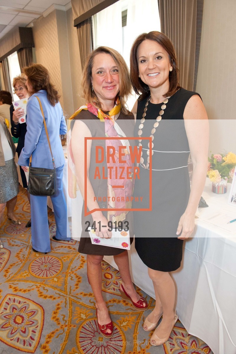 Lisa Mroz, Jen Davis, Photo #241-9193