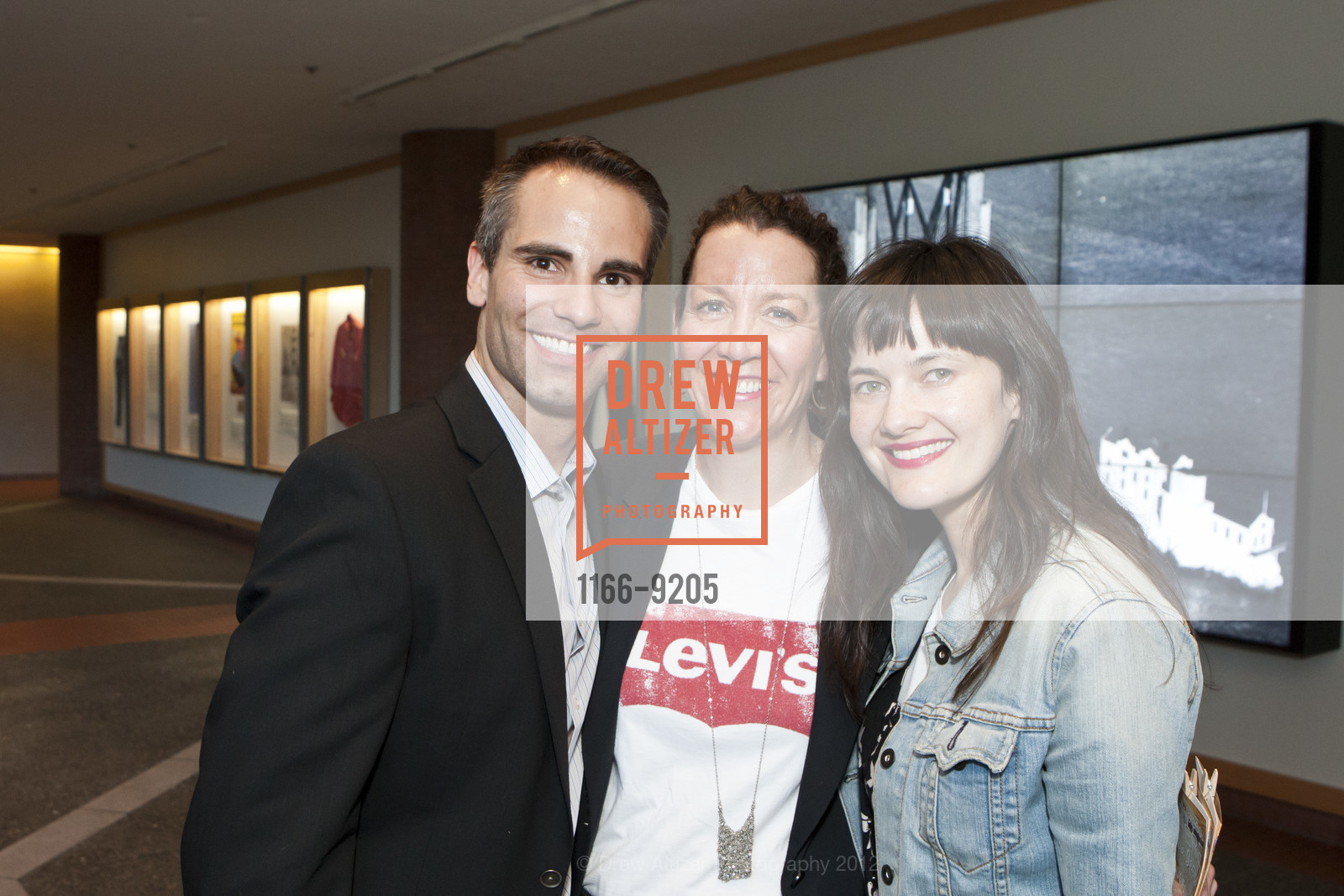 Darren Anderson, Carrie Davis, Jessica Sikora, LEVI STRAUSS & CO Sponsors San Francisco Travel Partner Business Exchange, US, June 26th, 2012, Photo #1166-9205 Darren Anderson, Carrie Davis, Jessica Sikora, Photo #1166-9205