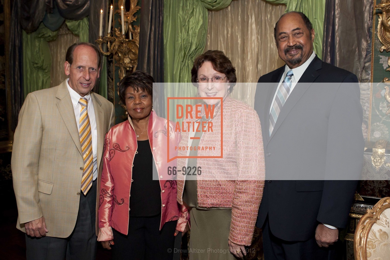 Nikolaus Hohmann, Bessie Sweeting, Joan Kelly, Conrad Sweeting, GETTY Hosts Merola Recital and Dinner, US, May 31st, 2012, Photo #66-9226 Nikolaus Hohmann, Bessie Sweeting, Joan Kelly, Conrad Sweeting, Photo #66-9226
