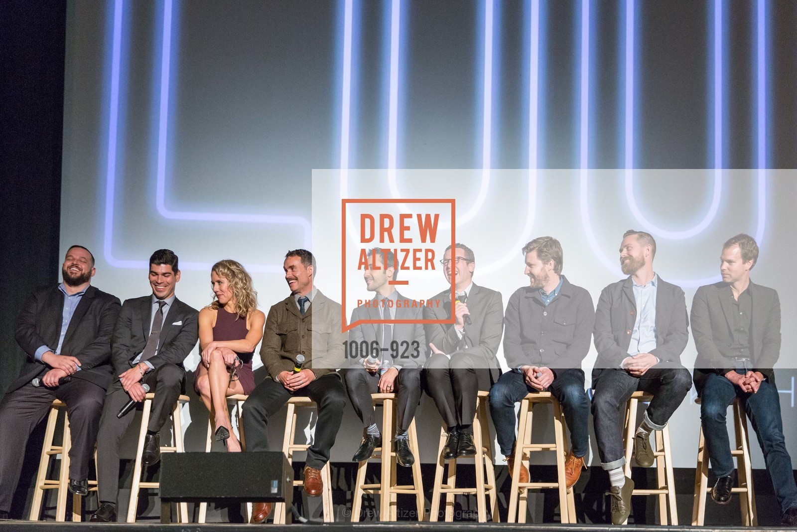Daniel Franzese, Raul Castillo, Lauren Weedman, Murray Bartlett, Frankie J. Alvarez, Jonathan Groff, Andrew Haigh, Michael Lannan, Casey Bloys, HBO'S LOOKING, Season 2 Premiers at CASTRO THEATER, US, January 7th, 2015, Photo #1006-923 Daniel Franzese, Raul Castillo, Lauren Weedman, Murray Bartlett, Frankie J. Alvarez, Jonathan Groff, Andrew Haigh, Michael Lannan, Casey Bloys, Photo #1006-923