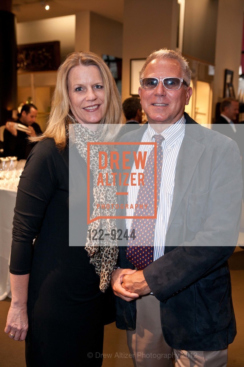 Amy Hewitt, Charles Corder, GUMP'S Lake Country Kick-Off Party Benefitting the Lake Tahoe Fund, US, April 26th, 2012, Photo #122-9244 Amy Hewitt, Charles Corder, Photo #122-9244