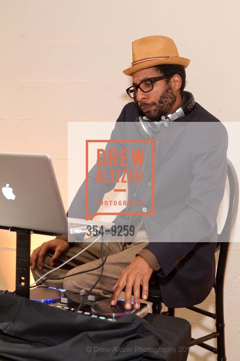 Bryan "DJ B-Love" Butler, THE HUMANE SOCIETY OF THE UNITED STATES Presents To the Rescue! Saving Animal Lives San Francisco, Terra Gallery. 511 Harrison Street, September 29th, 2012, Photo #354-9259 Bryan "DJ B-Love" Butler, Photo #354-9259
