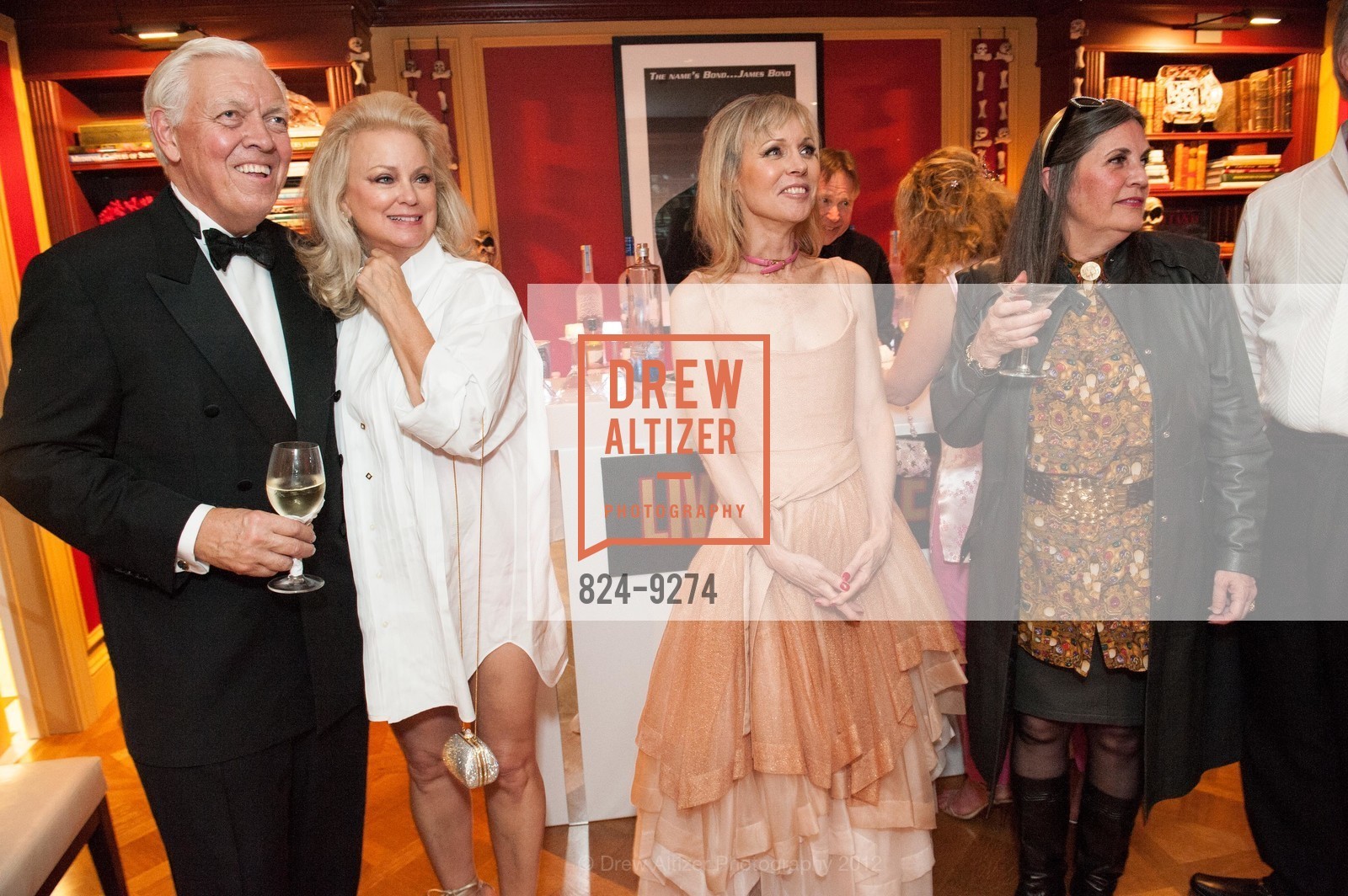 Bob Friese, Chandra Friese, Christine Suppes, Marge Bundschuh, TONI WOLFSON & BOB FEDERIGHI'S James Bond Costume Party, US, October 27th, 2012, Photo #824-9274 Bob Friese, Chandra Friese, Christine Suppes, Marge Bundschuh, Photo #824-9274
