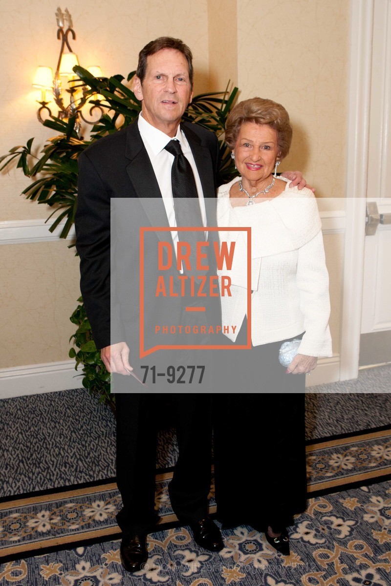Dan Tehaney, Gloria Kennett, BILL COSBY Performance & Reception Benefitting SEQUOIA HOSPITAL, US, March 24th, 2012, Photo #71-9277 Dan Tehaney, Gloria Kennett, Photo #71-9277
