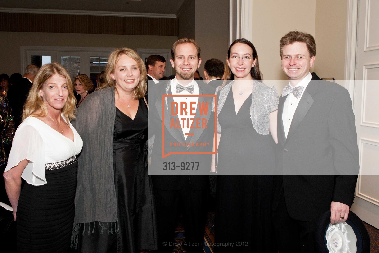 Lynda Mendelson, Katie Mendelson, Sean Mendelson, Megan Mendelson, Jason Mendelson, BILL COSBY Performance & Reception Benefitting SEQUOIA HOSPITAL, US, March 24th, 2012, Photo #313-9277 Lynda Mendelson, Katie Mendelson, Sean Mendelson, Megan Mendelson, Jason Mendelson, Photo #313-9277