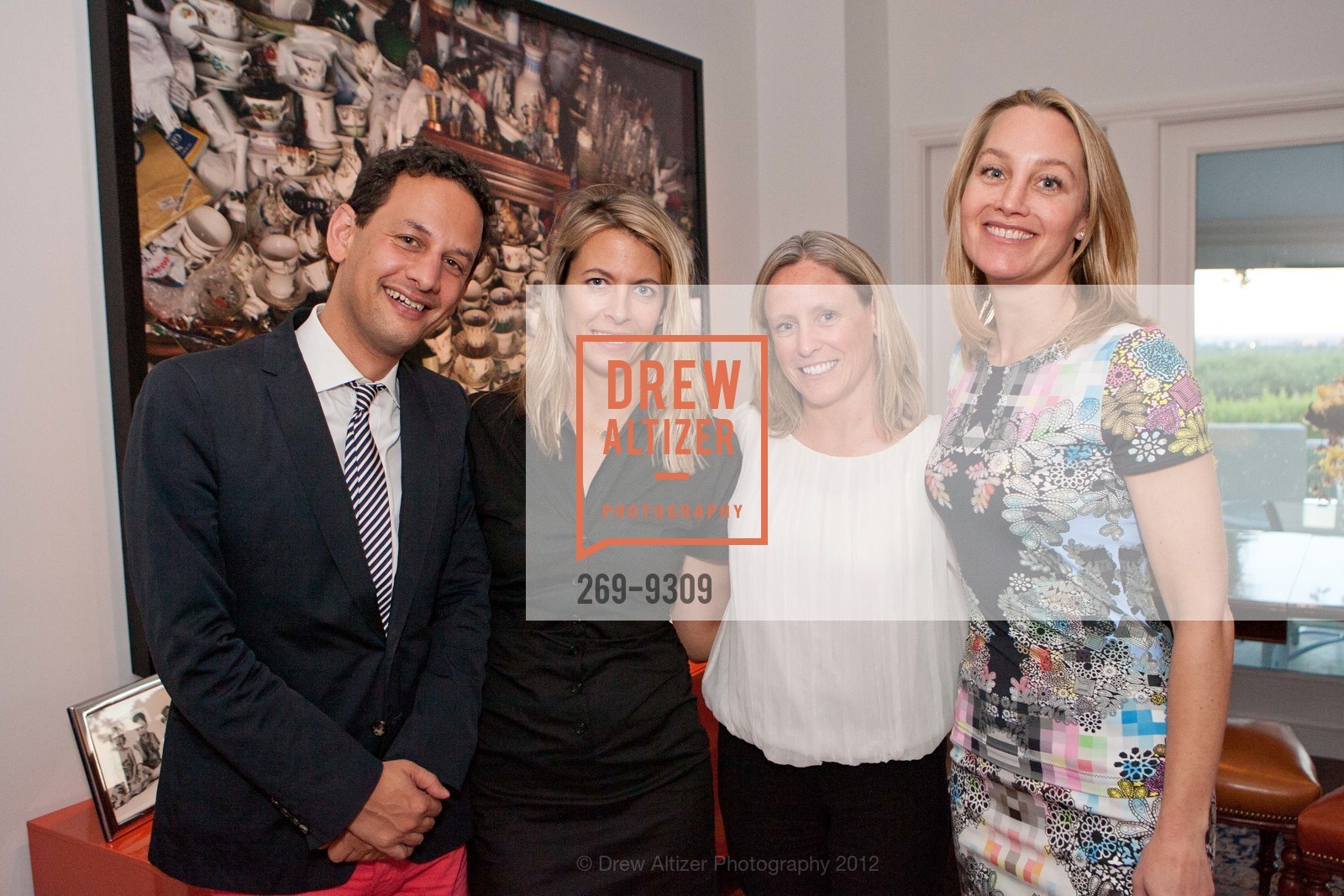 Jens Hoffmann, Kelly Burke, Joelle Connolly, Erin Glenn, CALIFORNIA COLLEGE OF THE ARTS Hosts An Evening with Massimiliano Gioni, US, June 26th, 2012, Photo #269-9309 Jens Hoffmann, Kelly Burke, Joelle Connolly, Erin Glenn, Photo #269-9309