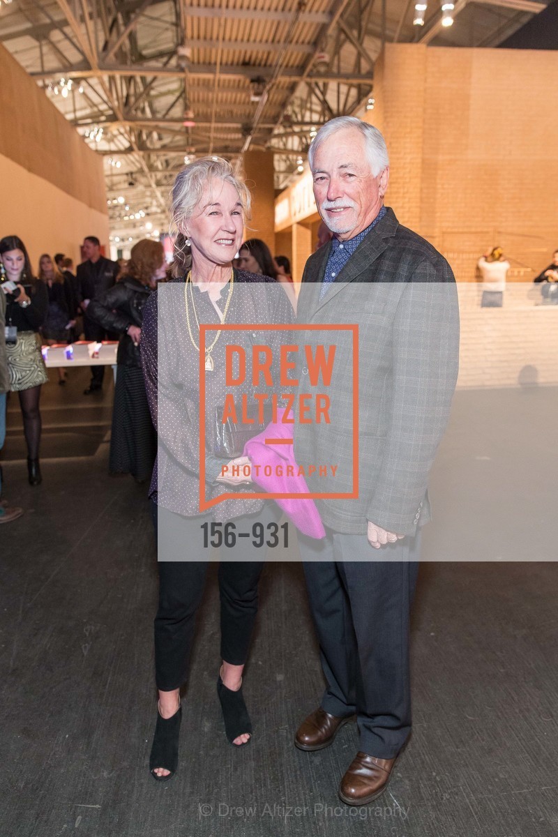 Susie Thompkins Buell, Mark Buell, FOG Design + Art Fair Preview Gala, US, January 15th, 2015, Photo #156-931 Susie Thompkins Buell, Mark Buell, Photo #156-931