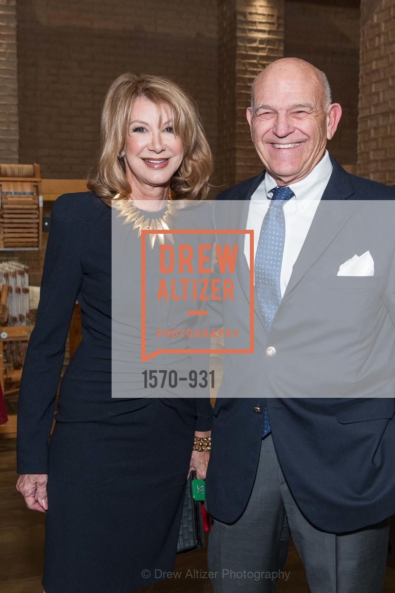 Lonna Wais, Paul Violich, FOG Design + Art Fair Preview Gala, US, January 15th, 2015, Photo #1570-931 Lonna Wais, Paul Violich, Photo #1570-931