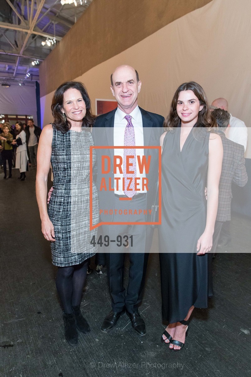 Randi Fisher, Bob Fisher, Emma Fisher, FOG Design + Art Fair Preview Gala, US, January 15th, 2015, Photo #449-931 Randi Fisher, Bob Fisher, Emma Fisher, Photo #449-931