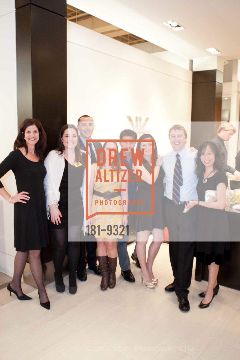 Lisa Davis Sarah Johnson, Ramon Cabrera, Joaquin Lacy, Anjanette Devina, Photo #181-9321