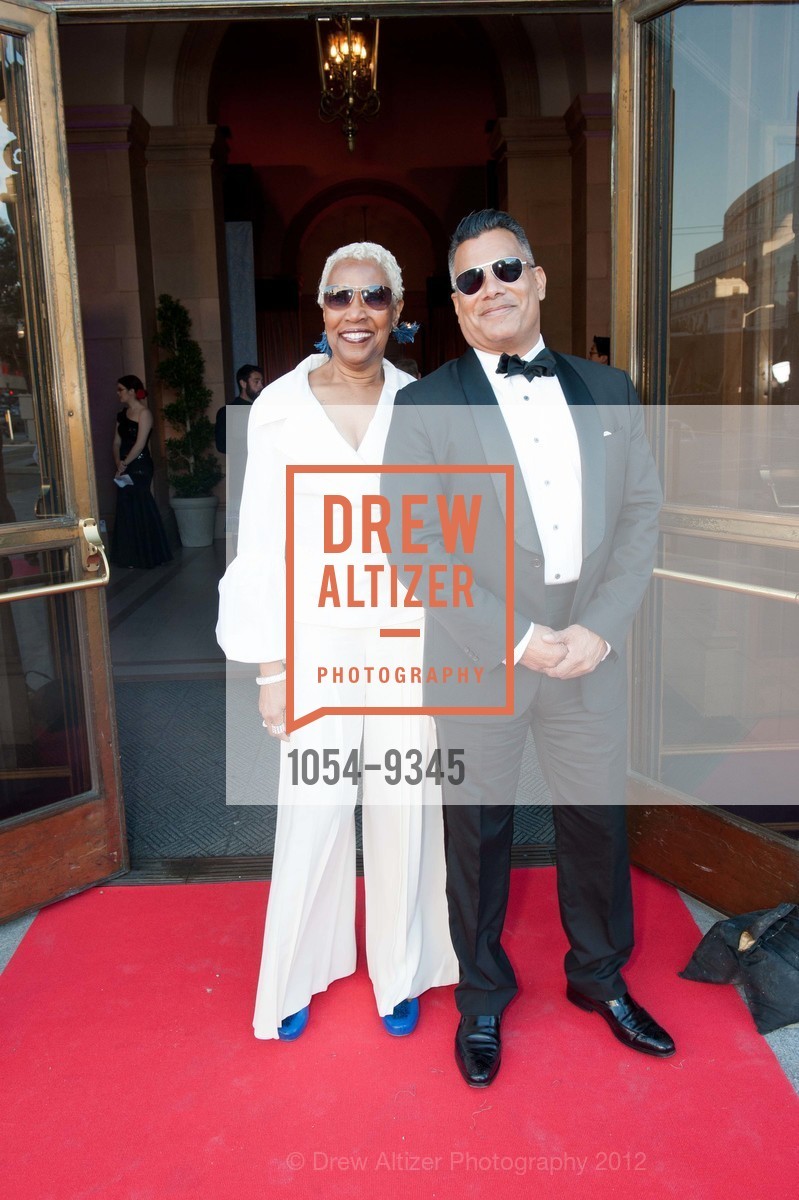 Elba McIntosh, Rich Hanna, BRAVO! CLUB Opening Night Gala 2012, San Francisco War Memorial Opera House. 301 Van Ness Avenue, September 7th, 2012, Photo #1054-9345 Elba McIntosh, Rich Hanna, Photo #1054-9345