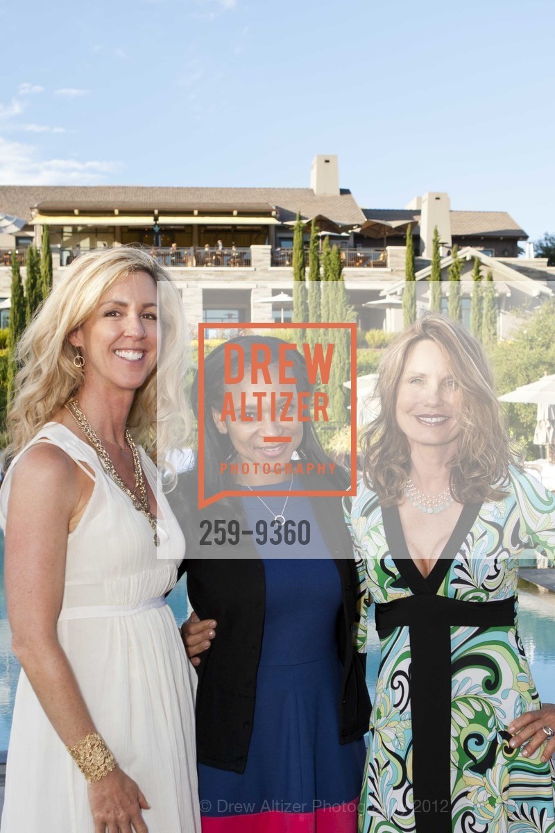 Kristin Davis, Nicole Douglas, Carole Kraft-Edwards, MENLO CHARITY Horse Show Sponsor Party, US, June 26th, 2012, Photo #259-9360 Kristin Davis, Nicole Douglas, Carole Kraft-Edwards, Photo #259-9360