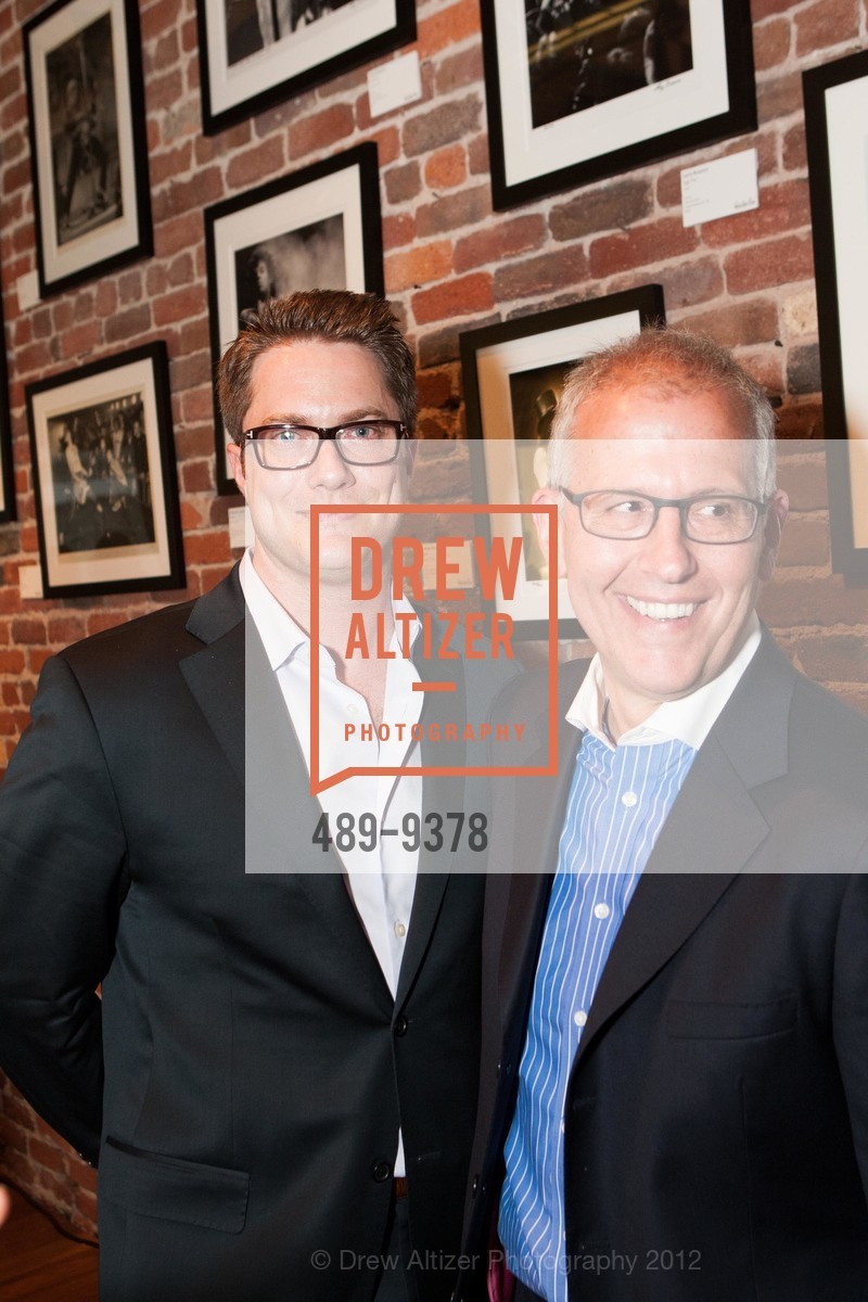 Dan Eagan, Bob Cilia, JOHN VARVATOS Presents Rock Paper Photo, Iconic Rock Photography, Benefitting 826 Valencia with Q&A by Michael Zagaris, US, May 31st, 2012, Photo #489-9378 Dan Eagan, Bob Cilia, Photo #489-9378