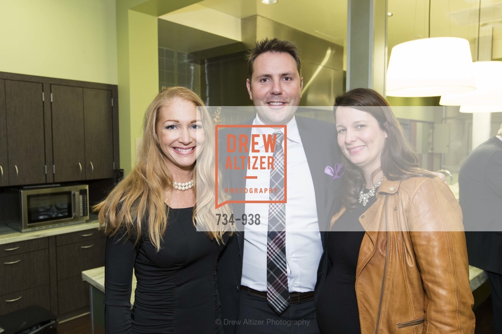 Laurie Wettstone, Ludo Thomasson, Lindsay Thomasson, RONALD McDONALD HOUSE Donor Reception, US, January 21st, 2015, Photo #734-938 Laurie Wettstone, Ludo Thomasson, Lindsay Thomasson, Photo #734-938