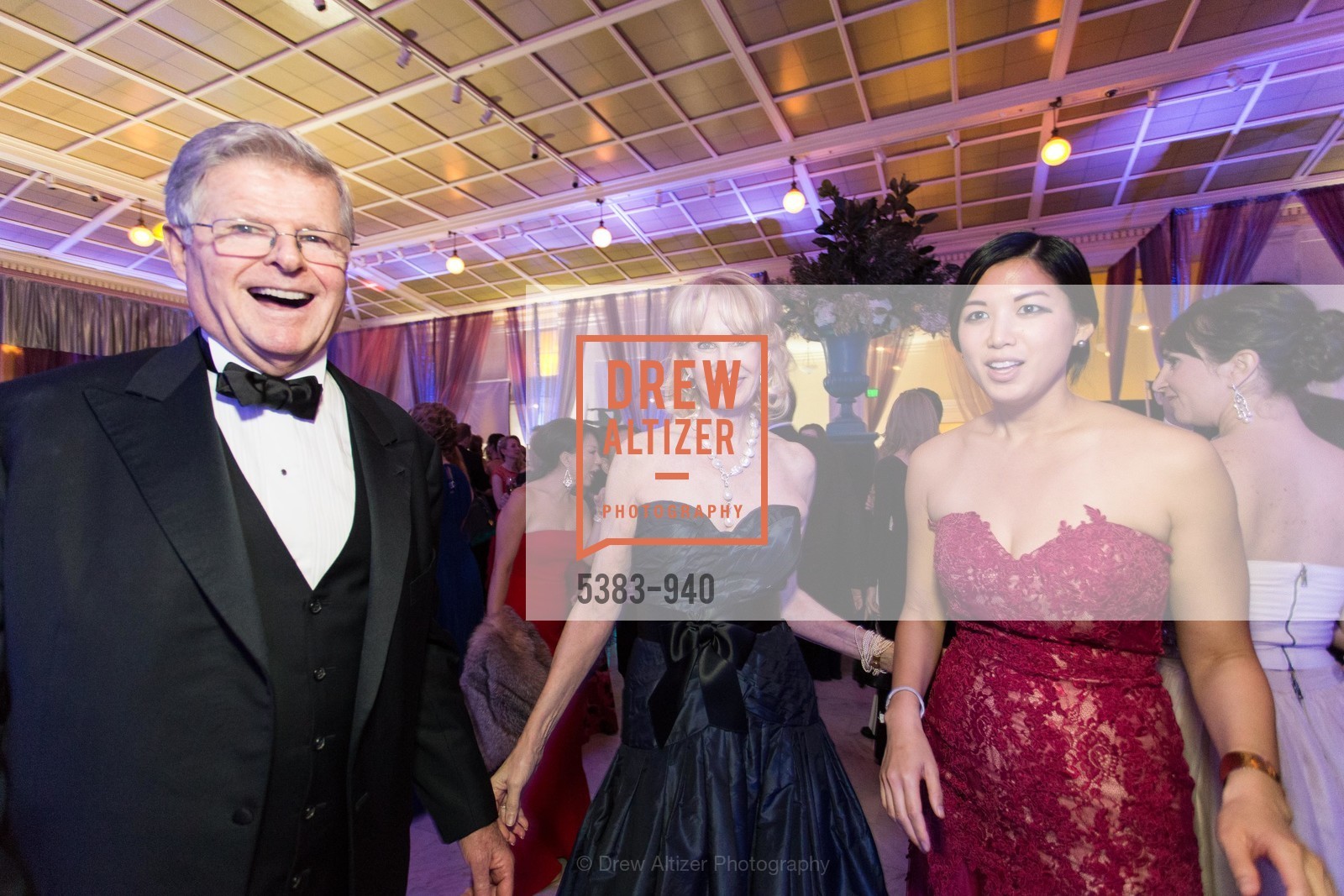 Richard Barker, Mary Keough Lyman, Emily Hu, SF BALLET Gala 2015: Infinite Romance, US, January 23rd, 2015, Photo #5383-940 Richard Barker, Mary Keough Lyman, Emily Hu, Photo #5383-940