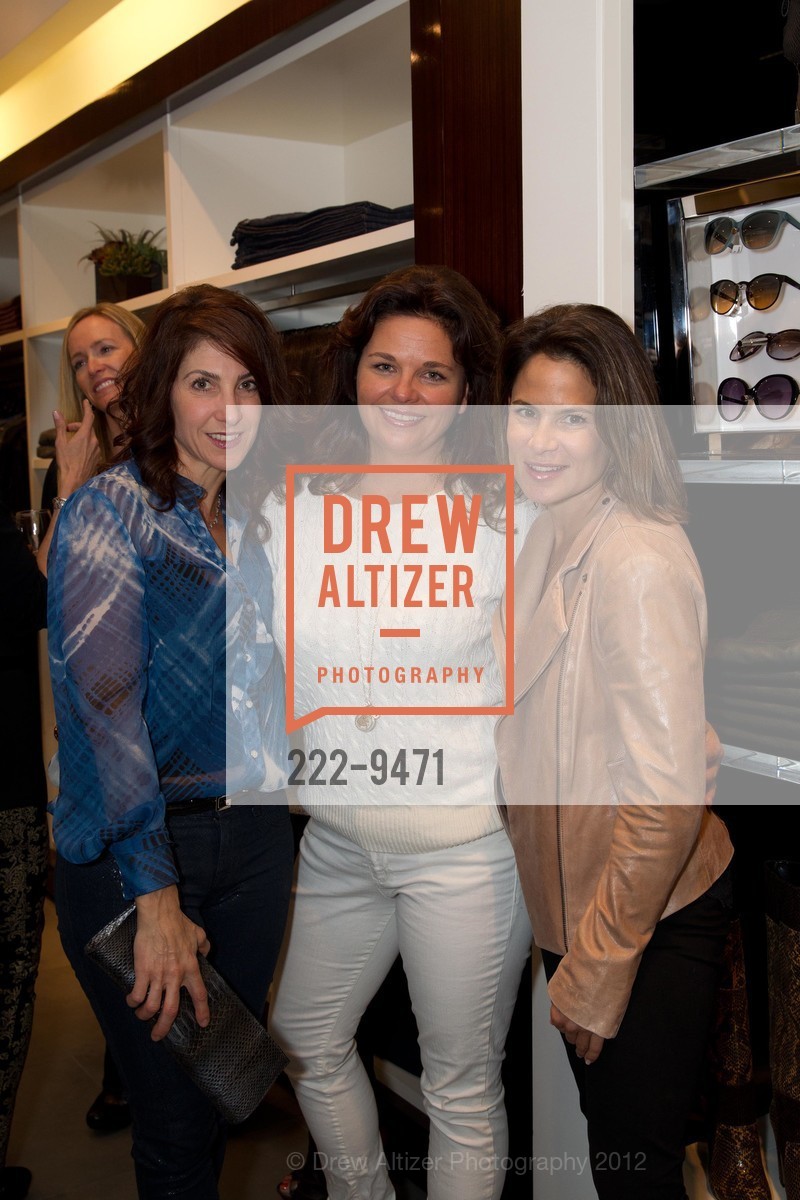 Mara Ferraro, Tara Gilmartin, Wendy Reicher, Photo #222-9471