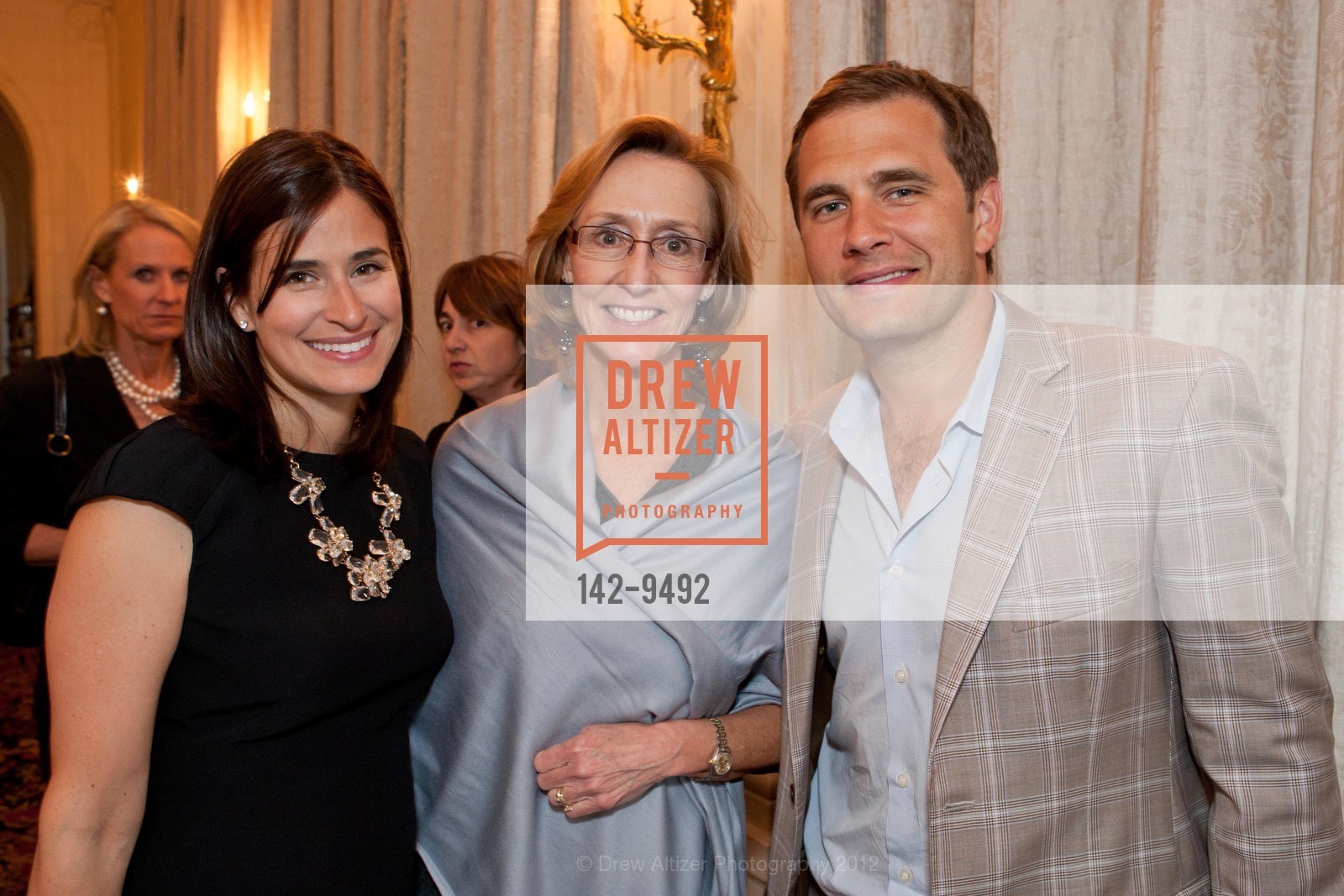 Amy Mcknight, Drew Mcknight, Gordon and Ann Getty hosts UCSF Family House Event, US, April 26th, 2012, Photo #142-9492 Amy Mcknight, Drew Mcknight, Photo #142-9492
