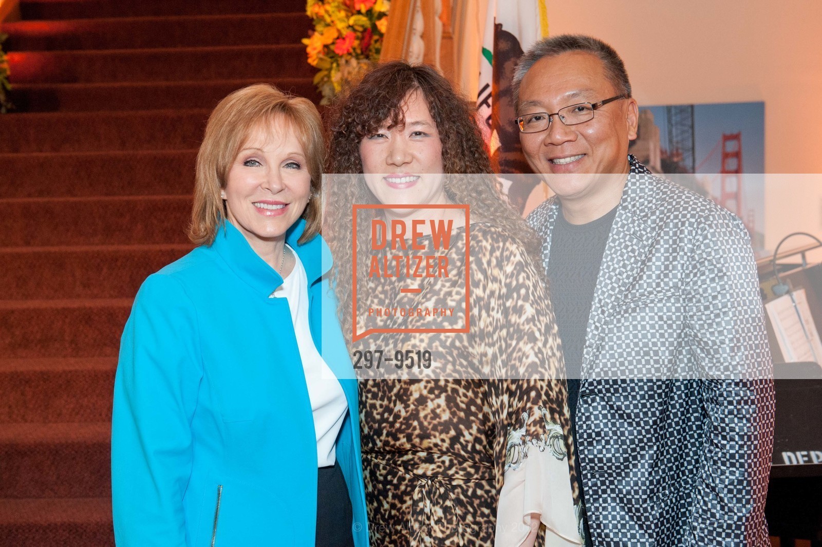 Cheryl Jennings, Weilli Dai, Sehat Sutardja, CALIFORNIA HISTORICAL SOCIETY Reception Honoring Congresswoman Nancy Pelosi, US, August 7th, 2012, Photo #297-9519 Cheryl Jennings, Weilli Dai, Sehat Sutardja, Photo #297-9519