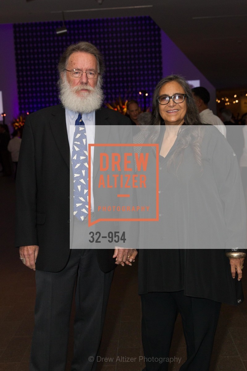 Tom Seligman, Rita Barela, Embodiments: Masterworks of African Figurative Sculpture Exhibition Opening, US, January 30th, 2015, Photo #32-954 Tom Seligman, Rita Barela, Photo #32-954