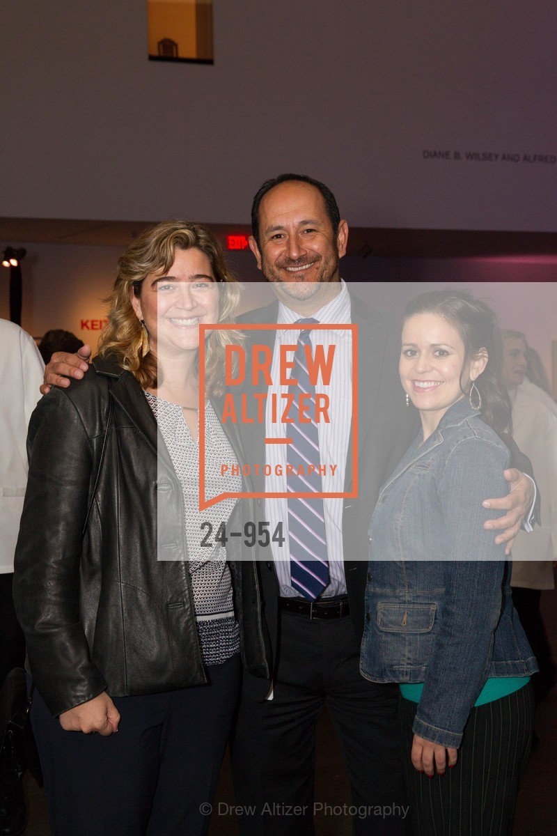 Adi Aderhold, Gary Castro, Jamie Jimenez, Embodiments: Masterworks of African Figurative Sculpture Exhibition Opening, US, January 30th, 2015, Photo #24-954 Adi Aderhold, Gary Castro, Jamie Jimenez, Photo #24-954
