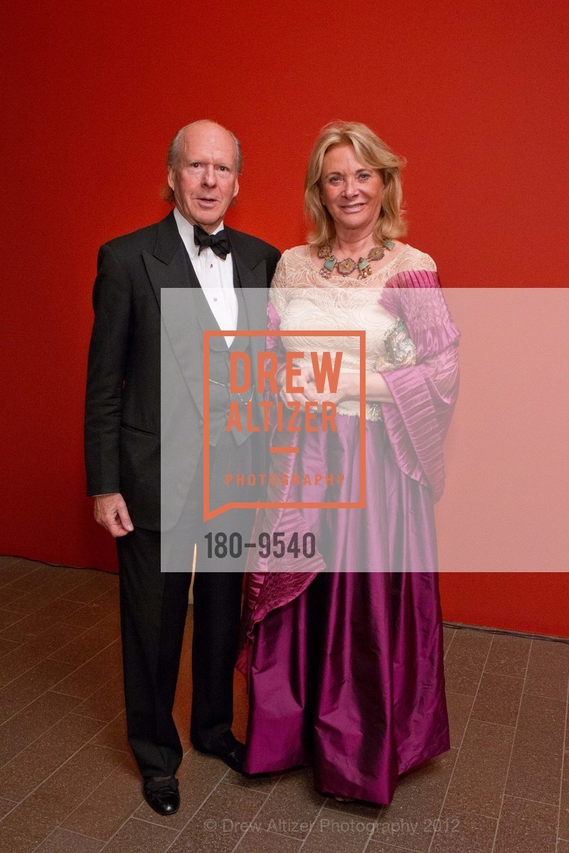 Austin Hills, Sara Hills, William S. Paley Collection: A Taste for Modernism Opening Dinner at the DE YOUNG MUSEUM, de Young Museum. 50 Hagiwara Tea Garden Drive, September 12th, 2012, Photo #180-9540 Austin Hills, Sara Hills, Photo #180-9540