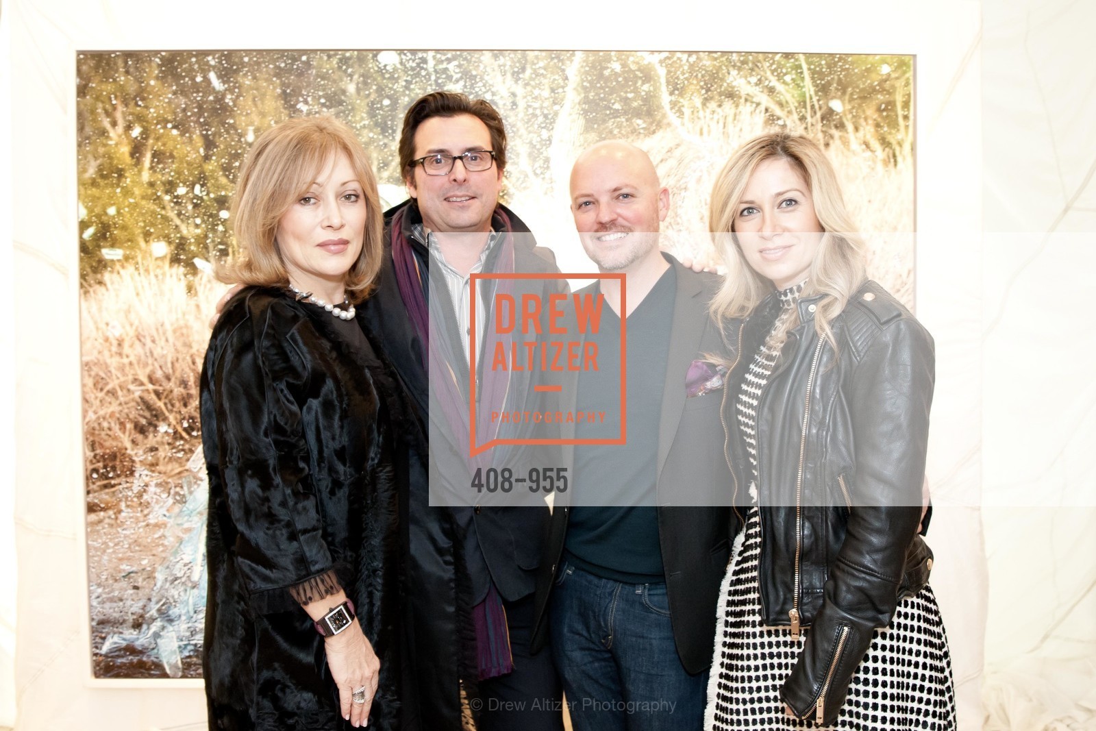 Luba Troyanovsky, Frank DelSanto, David Nash, Elena DelSanto, Jordan Doner Exhibit at SOROKKO GALLERY, US, January 30th, 2015, Photo #408-955 Luba Troyanovsky, Frank DelSanto, David Nash, Elena DelSanto, Photo #408-955