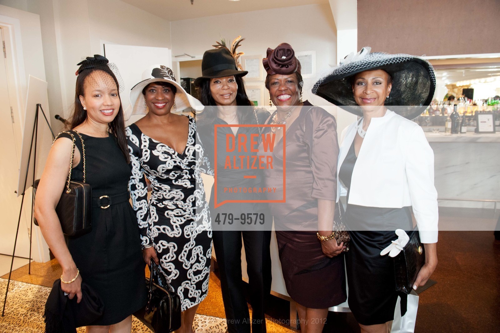 Anna Marie Armstrong, Beryl Crumpton Potter, Michelle Renee, Joy Crumpton, THE 2012 SAN FRANCISCO ZOOLOGICAL SOCIETY AUXILIARY LUNCHEON "Birds of a Feather", Neiman Marcus, The Rotunda. 150 Stockton Street, October 3rd, 2012, Photo #479-9579 Anna Marie Armstrong, Beryl Crumpton Potter, Michelle Renee, Joy Crumpton, Photo #479-9579