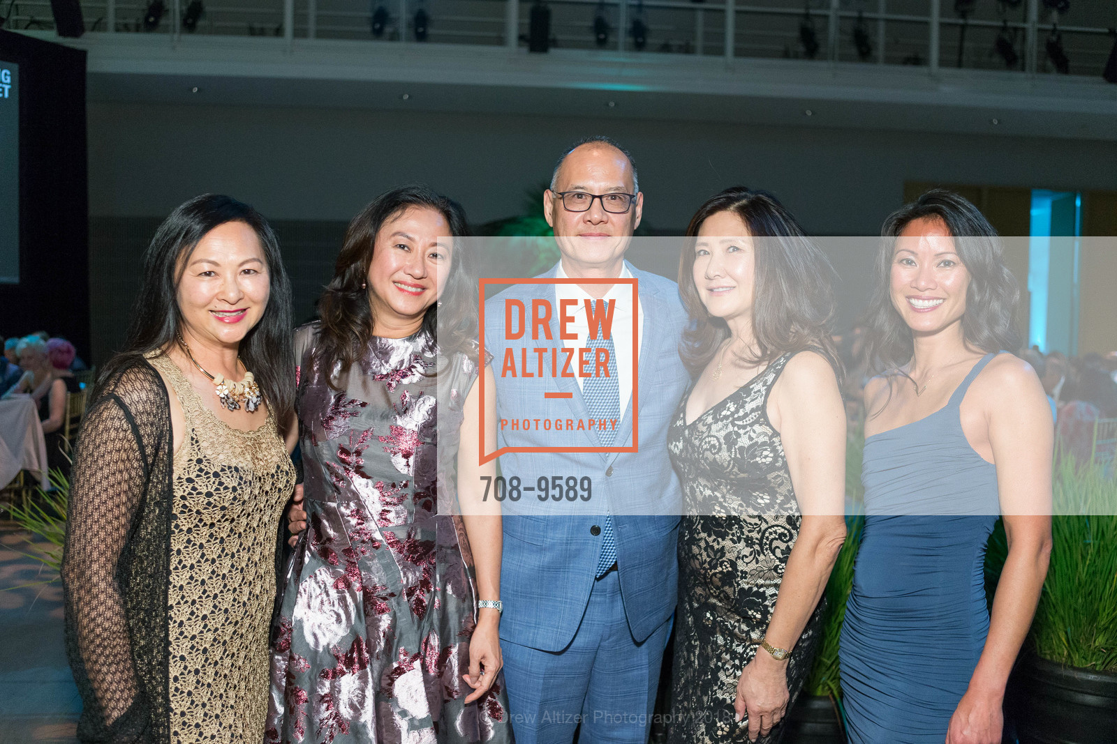 Mei Wong, Rosa Ling, Al Wong, Angelina Wong, Renee Huang, ALONZO KING LINES BALLET 35th Anniversary Gala 2018, Yerba Buena Center for the Arts. 700 Howard Street, April 7th, 2018, Photo #708-9589 Mei Wong, Rosa Ling, Al Wong, Angelina Wong, Renee Huang, Photo #708-9589