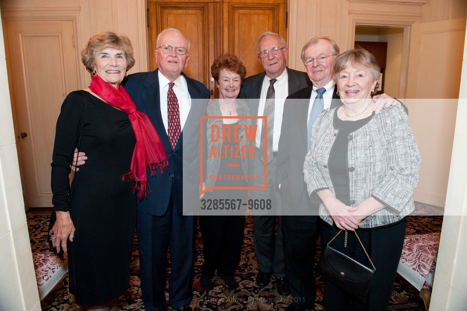 Toni Feehan, Don Feehan, Linda Ragan, Dennis Ragam Frank Noonan, Lois Noonan, Cocktail Reception at HANNA BOY'S CENTER, US, November 2nd, 2011, Photo #3285567-9608 Toni Feehan, Don Feehan, Linda Ragan, Dennis Ragam Frank Noonan, Lois Noonan, Photo #3285567-9608