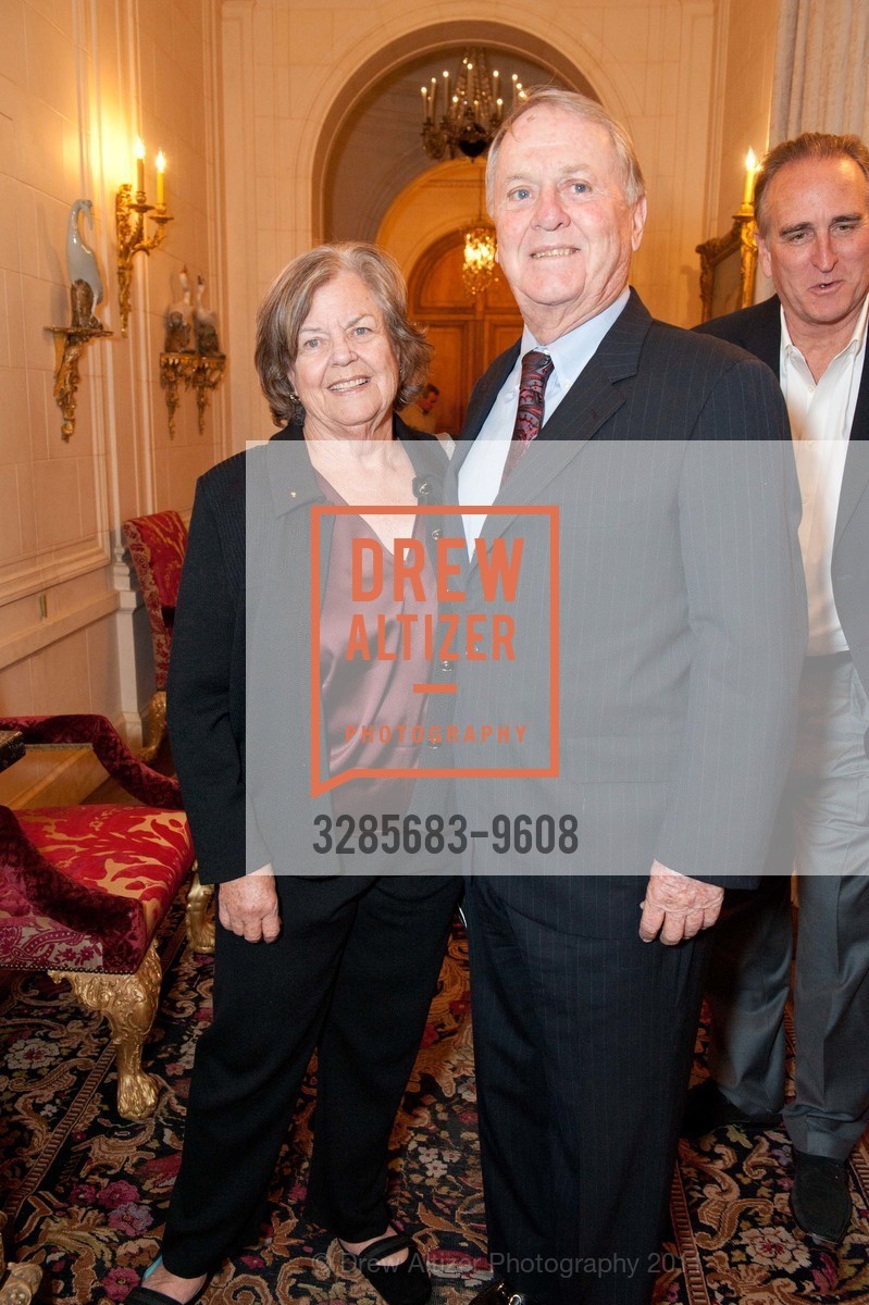 Donna Kelleher, Donald Kelleher, Cocktail Reception at HANNA BOY'S CENTER, US, November 2nd, 2011, Photo #3285683-9608 Donna Kelleher, Donald Kelleher, Photo #3285683-9608