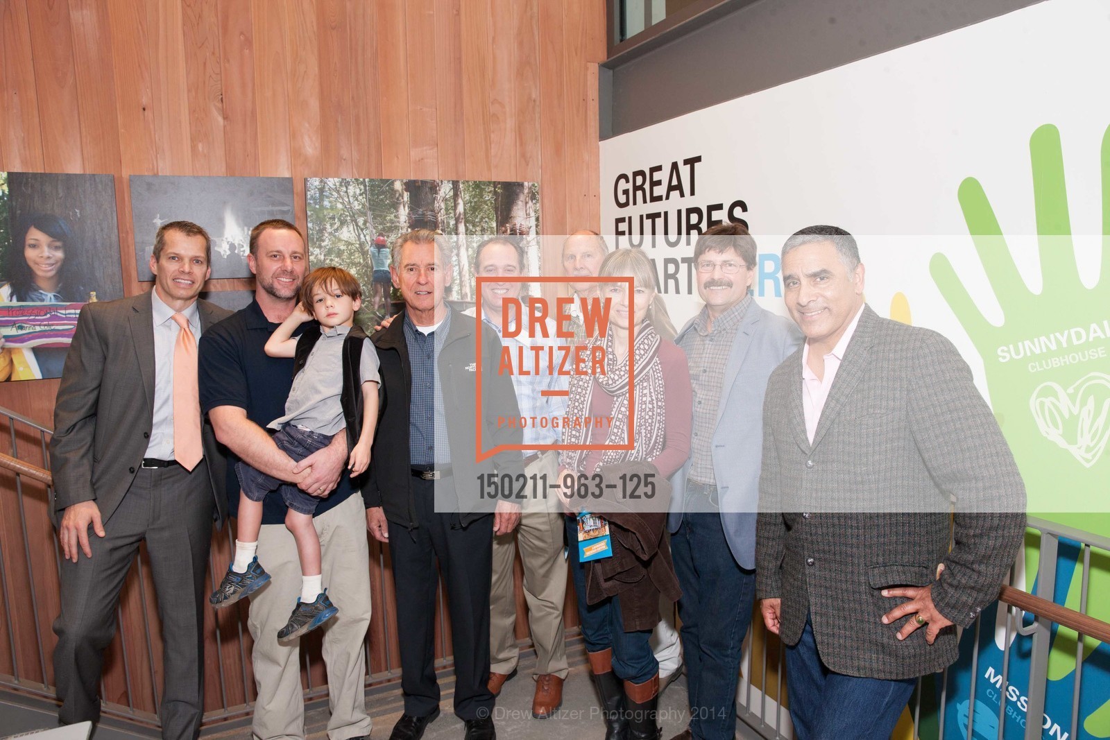 Rob Connolly, Wayne Bohlen, Knox Bohlen, Leroy Sims, Rich Sims, Les Anderson, Mette Frimodt, David Anderson, Fernando, Photo #150211-963-125