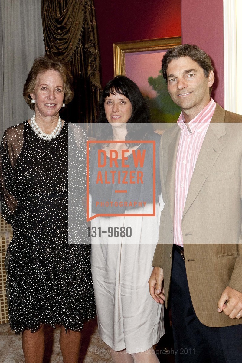 Frances Bowes, Jennifer Moses, Ron Beller, Reception Honoring Nick Serota, Director of the TATE MUSEUM, US, September 16th, 2011, Photo #131-9680 Frances Bowes, Jennifer Moses, Ron Beller, Photo #131-9680