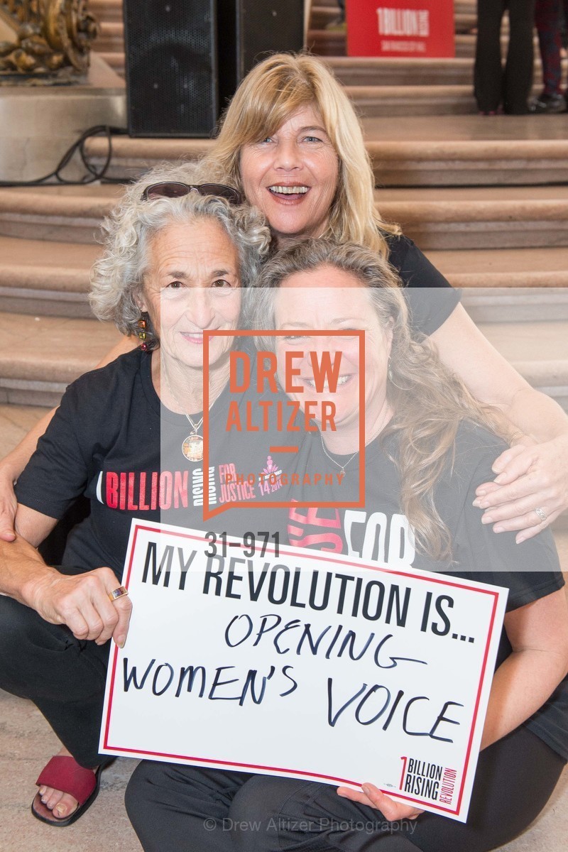Claudia Miller, Charlotte Fuller, Alexandra Laver, One Billion Rising San Francisco, US, February 13th, 2015, Photo #31-971 Claudia Miller, Charlotte Fuller, Alexandra Laver, Photo #31-971