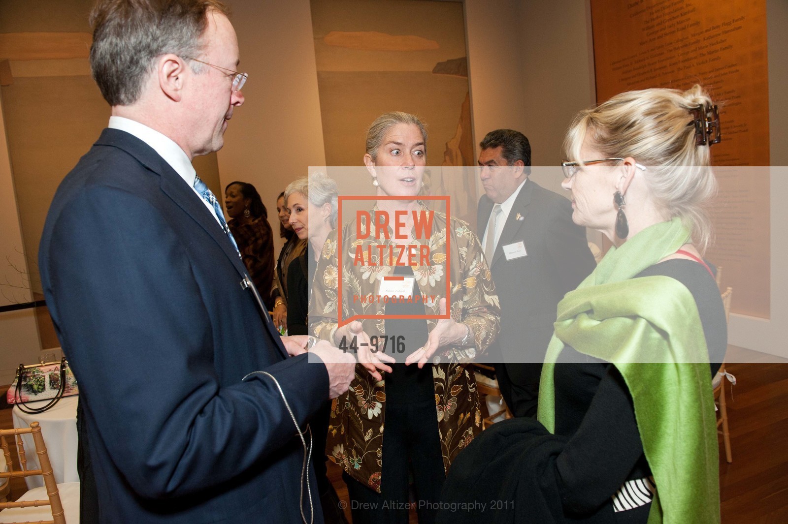 Tom Biederbeck, Susan Toland, Pam Williams, RUTH ASAWA: Roots of an Artist, US, January 21st, 2011, Photo #44-9716 Tom Biederbeck, Susan Toland, Pam Williams, Photo #44-9716