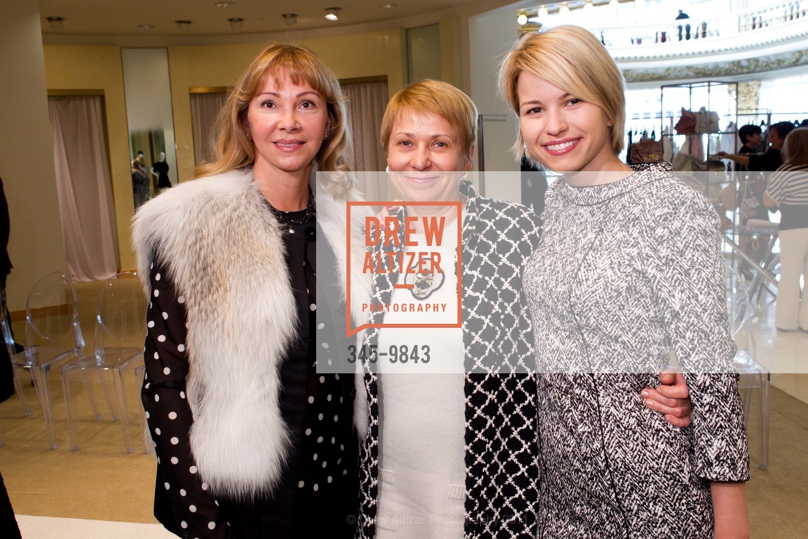 Natalia Lapteva, Svetlana Suprun, Katya Suprun, Neiman Marcus Hosts Peter Copping of Nina Ricci, US, October 27th, 2011, Photo #345-9843 Natalia Lapteva, Svetlana Suprun, Katya Suprun, Photo #345-9843