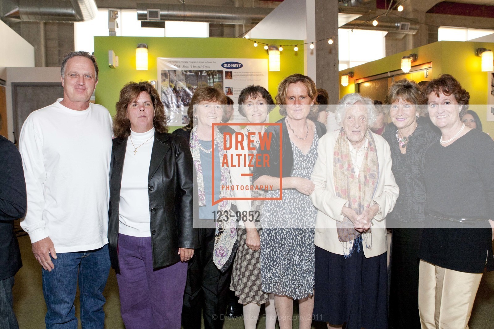 Matthew Ryan, Lorraine Ryan, Martha Ryan, Eleanor Ryan, Therese Ryan, Kate Ryan, Jane Kuhnmuench, Bridget Ryan, Photo #123-9852