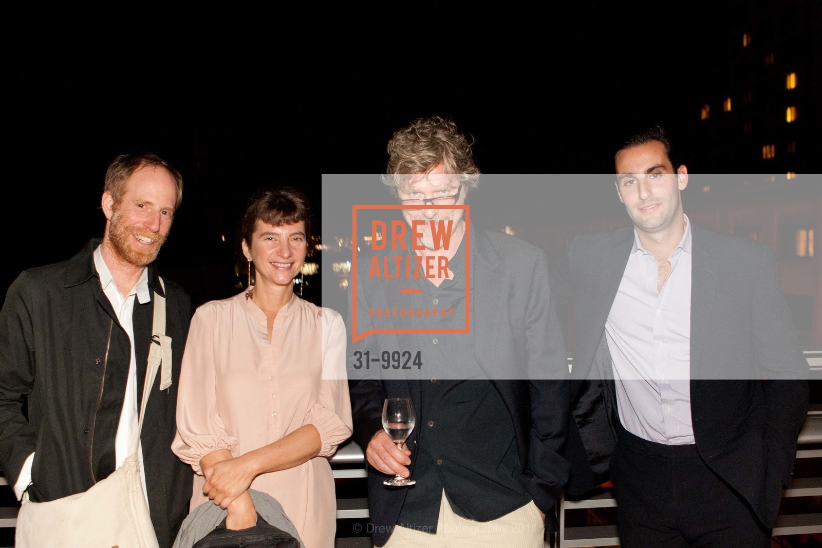 Eric Moskowitz, Amanda Trayger, Mark Grotjahn, Richard Serra Opening at SFMOMA, US, October 12th, 2011, Photo #31-9924 Eric Moskowitz, Amanda Trayger, Mark Grotjahn, Photo #31-9924