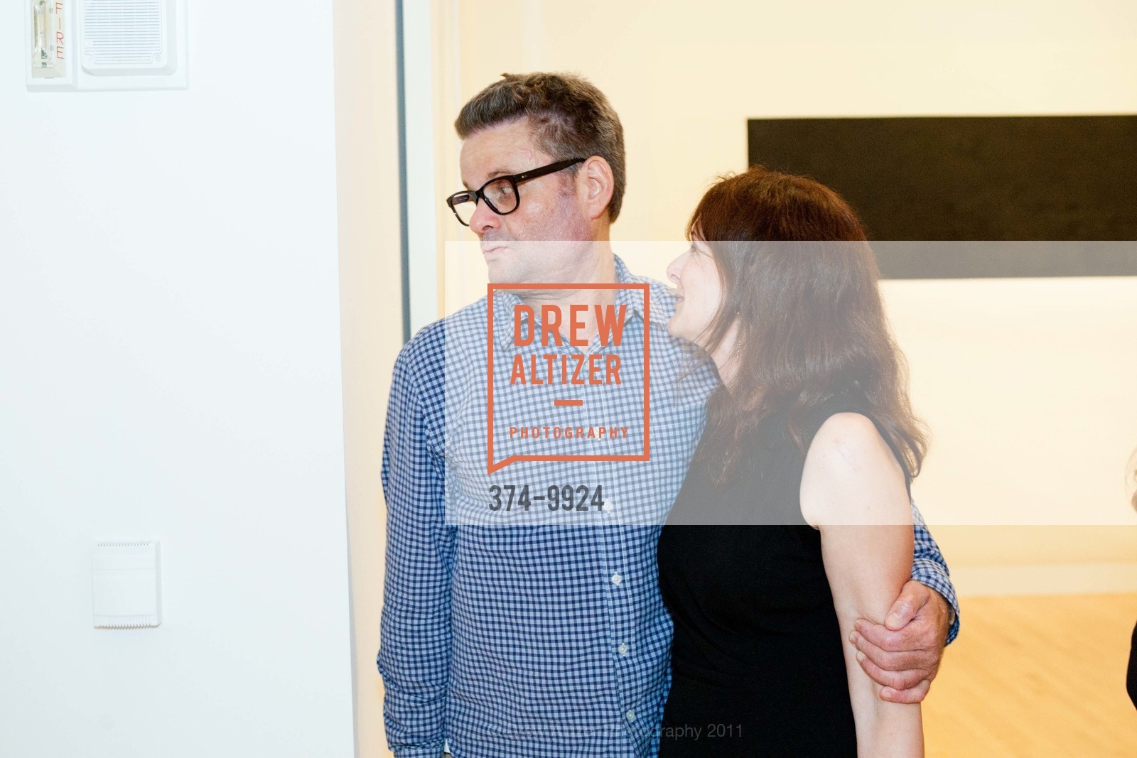 Stig Kreps, Katy Galli, Richard Serra Opening at SFMOMA, US, October 12th, 2011, Photo #374-9924 Stig Kreps, Katy Galli, Photo #374-9924