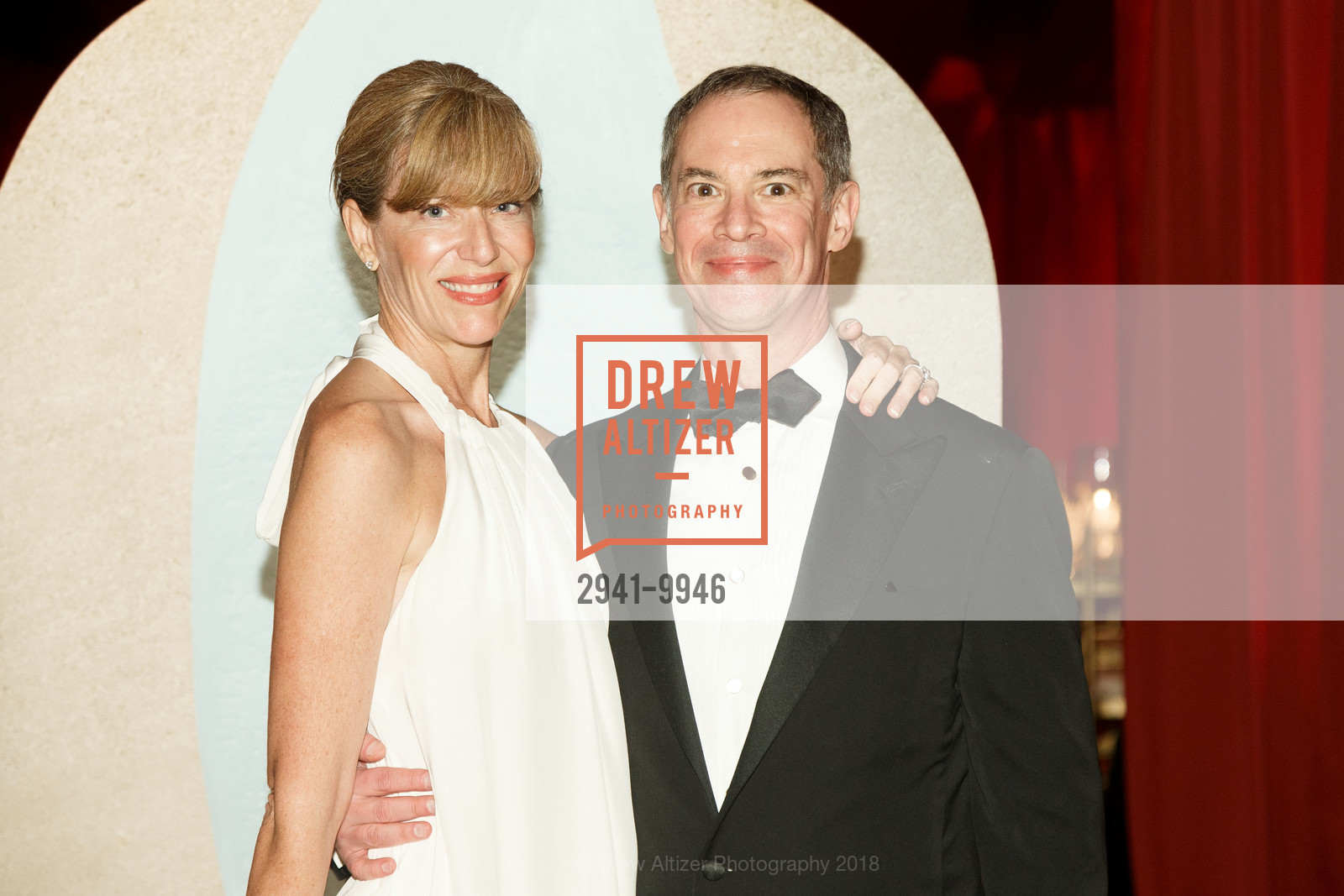 Mary Jo Tiser, Todd Kaplan, Mid-Winter Gala 2018 Sponsored by CARTIER, de Young Museum. 50 Hagiwara Tea Garden Dr, San Francisco, CA 94118, April 6th, 2018, Photo #2941-9946 Mary Jo Tiser, Todd Kaplan, Photo #2941-9946