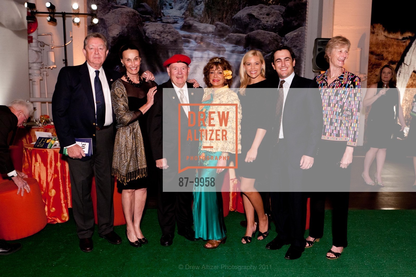 Dwayne Edmonds, Nicki Edmonds, Chuck Huggins, Donna Huggins, Anna Morris, Matt Morris, Margaret MacNiven, CALIFORNIA STATE PARKS FOUNDATION Celebrates Golden Poppy Gala 2010: "An Evening in the State Parks", US, January 23rd, 2011, Photo #87-9958 Dwayne Edmonds, Nicki Edmonds, Chuck Huggins, Donna Huggins, Anna Morris, Matt Morris, Margaret MacNiven, Photo #87-9958
