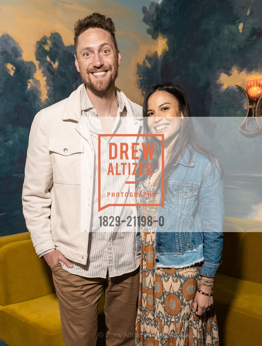 Hunter Pence, Alexis Pence, Neiman Marcus San Francisco hosts Bergdorf Goodman & Neiman Marcus Men's Fashion Director Bruce Pask, Neiman Marcus @ 150 Stockton St, SF, CA 94108 US. Neiman Marcus @ 150 Stockton St, SF, CA 94108 US, May 9th, 2023, Photo #1829-21198-0 Hunter Pence, Alexis Pence, Photo #1829-21198-0