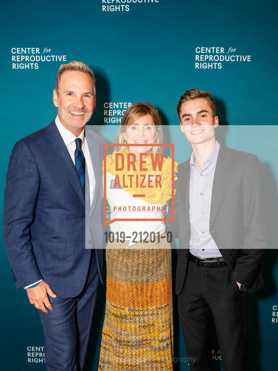 Jason Glover, Michelle Glover, Corbin Glover, Center for Reproductive Rights Gala 2023, SFJAZZ @ 201 Franklin St, San Francisco, CA 94102 US. SFJAZZ @ 201 Franklin St, San Francisco, CA 94102 US, Photo #1019-21201-0 Jason Glover, Michelle Glover, Corbin Glover, Photo #1019-21201-0