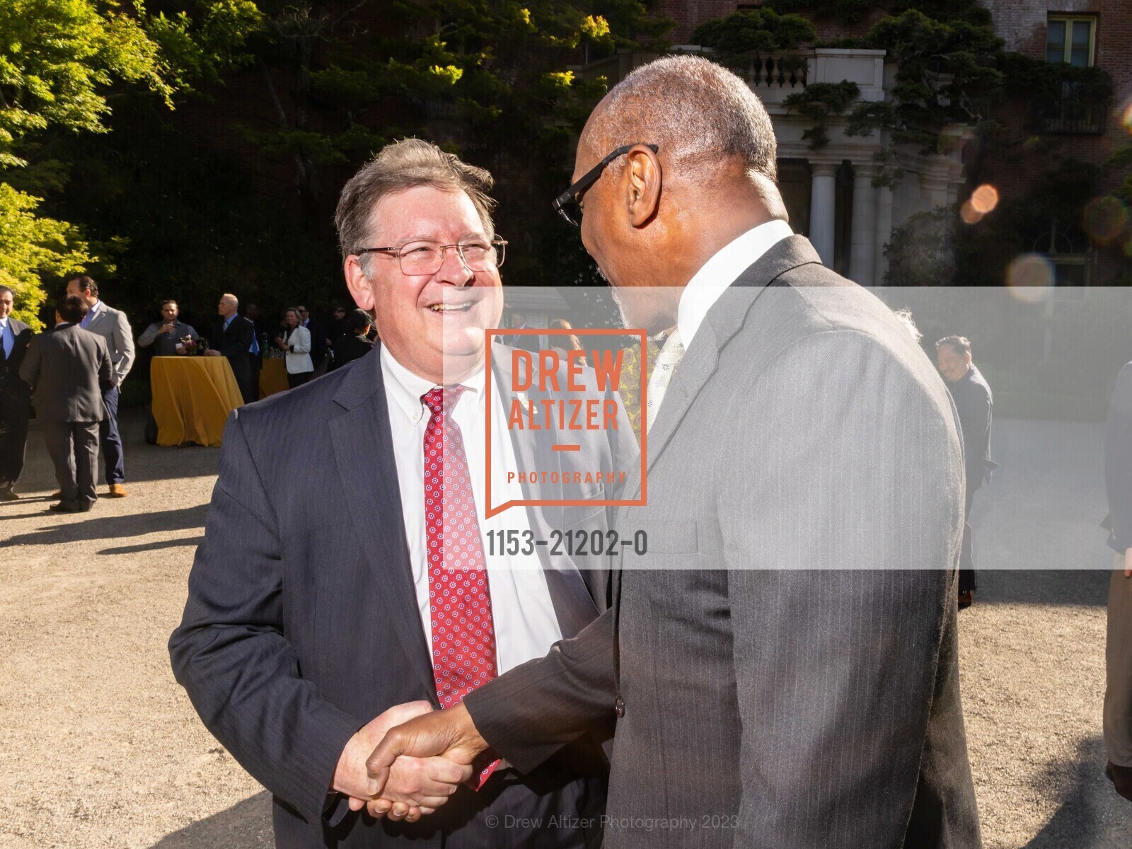 Evan Reade, Gentry Smith, Silicon Valley Office of Protocol Spring Reception, Filoli Historic House & Garden @ 86 Cañada Rd, Woodside, CA 94062 US. Filoli Historic House & Garden @ 86 Cañada Rd, Woodside, CA 94062 US, May 10th, 2023, Photo #1153-21202-0 Evan Reade, Gentry Smith, Photo #1153-21202-0
