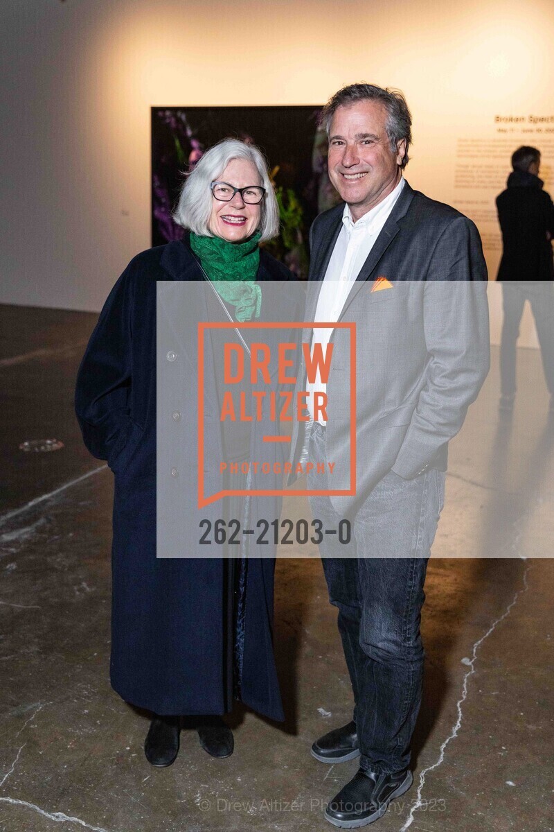 Robin Leddy Giustina, Tom Giustina, VIP Preview and North American Debut: Richard Mosse's"Broken Spectre", Minnesota Street Project Foundation @ US. Minnesota Street Project Foundation @ US, May 10th, 2023, Photo #262-21203-0 Robin Leddy Giustina, Tom Giustina, Photo #262-21203-0