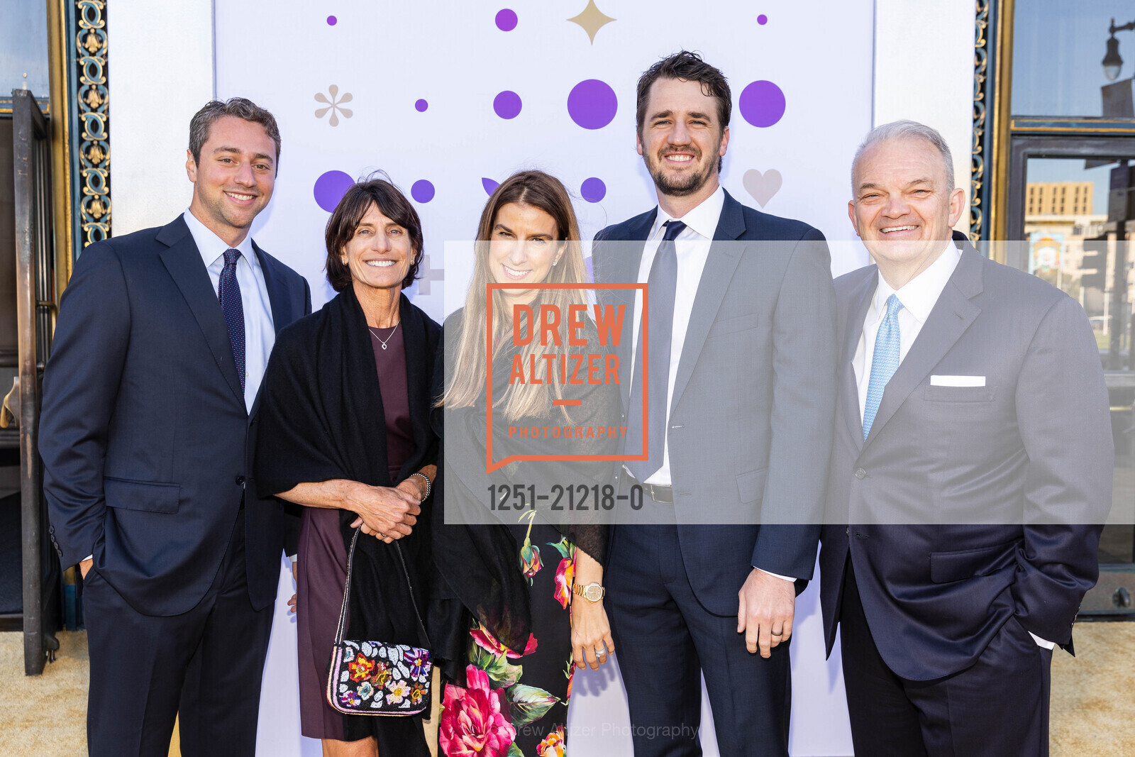 Jacob Pritikin, Jody Hill Mischel, Kate Guilich, Max Timm, David Cyganowski, CommonSpirit's Humankindness Gala 2023, San Francisco. San Francisco, Photo #1251-21218-0 Jacob Pritikin, Jody Hill Mischel, Kate Guilich, Max Timm, David Cyganowski, Photo #1251-21218-0